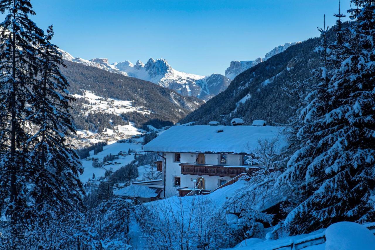 Chalet Alpina St. Ulrich in Gröden Exterior foto
