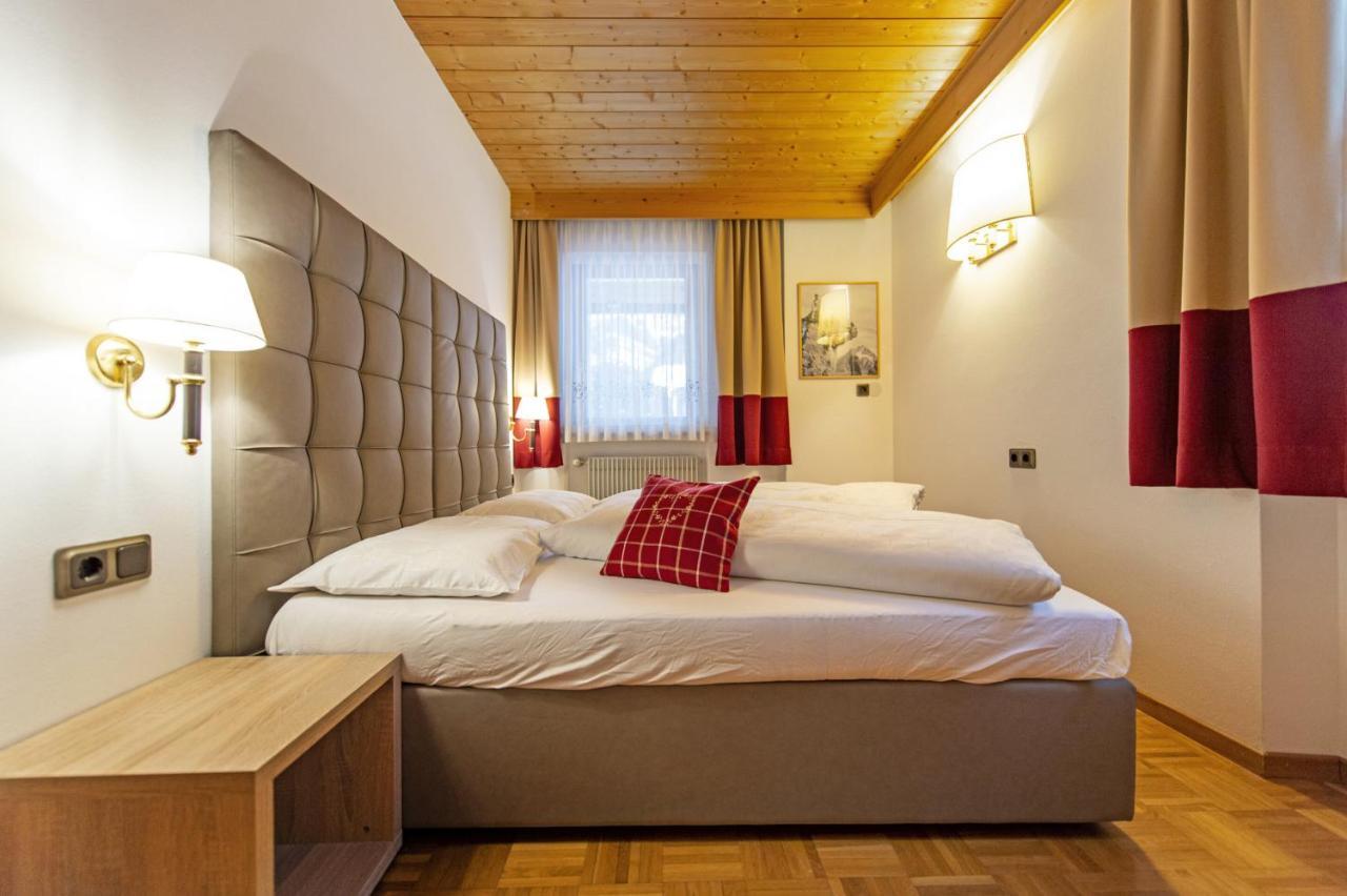 Chalet Alpina St. Ulrich in Gröden Exterior foto