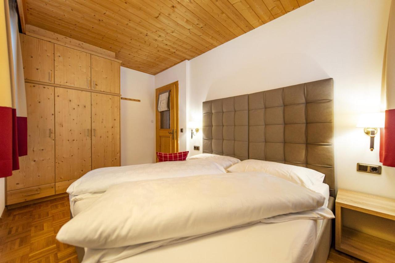 Chalet Alpina St. Ulrich in Gröden Exterior foto
