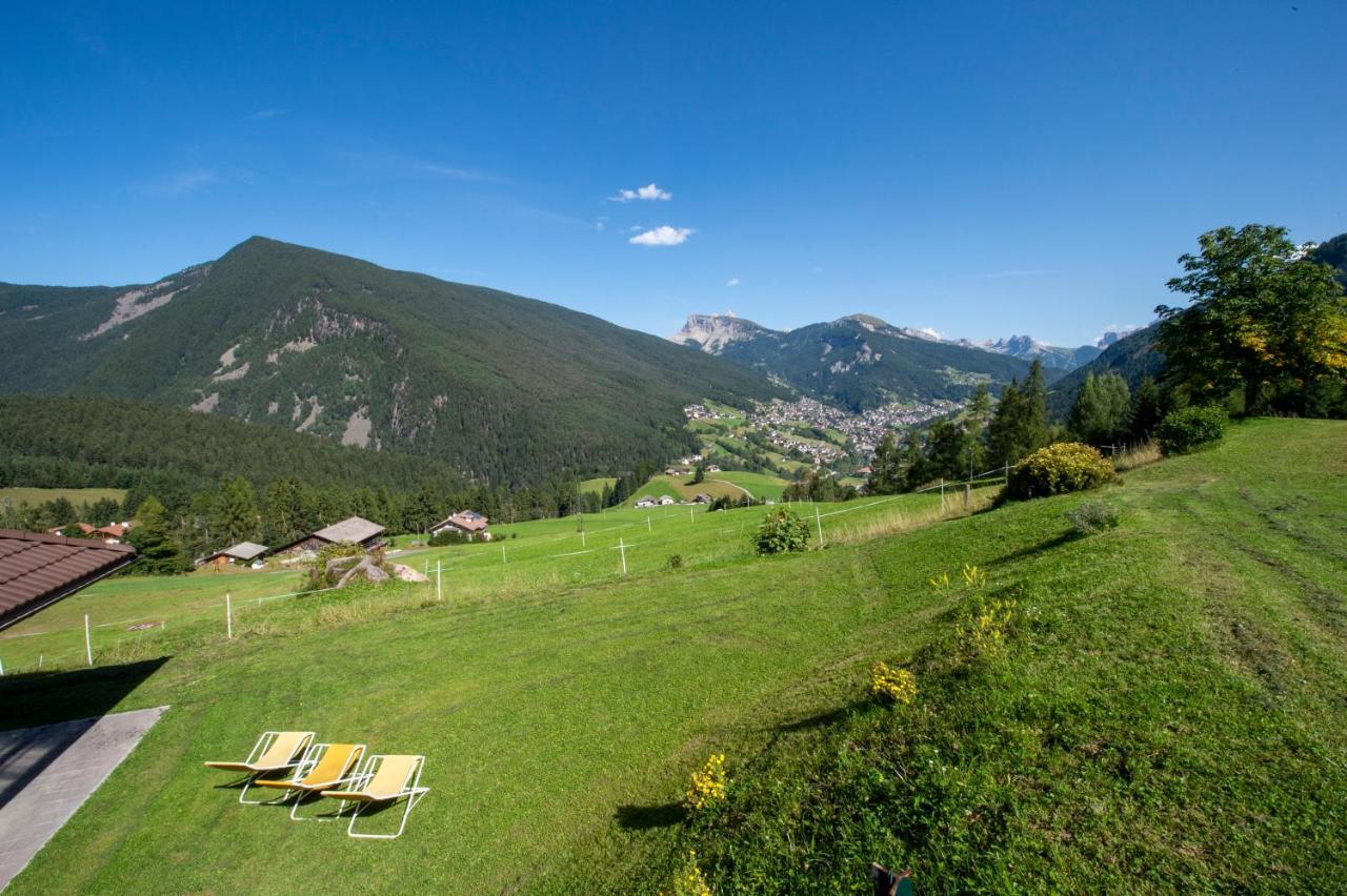 Chalet Alpina St. Ulrich in Gröden Exterior foto